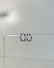 Load image into Gallery viewer, Mini Hera Hoop earrings